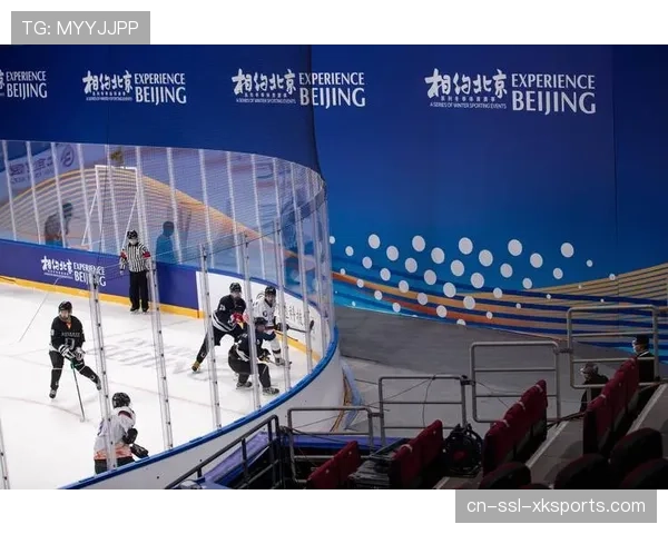 北京北汽采用首钢冰球馆+五棵松双主场模式，冰篮转换技术成典范